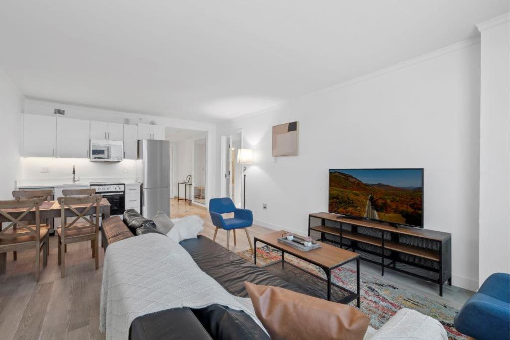 Cozysuites At Showboat Bold Beachfront